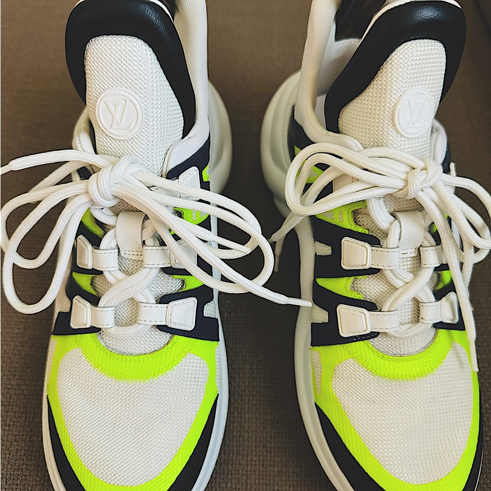 Authentic Louis Vuitton ArcLight Sneaker